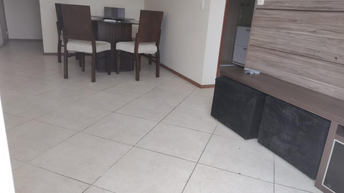 Apartamento para alugar com 3 quartos, 90m² - Foto 9