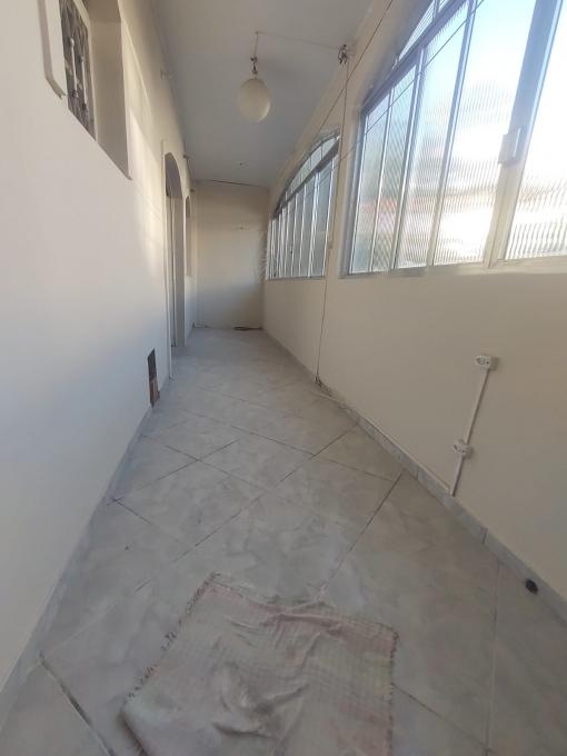 Casa de Condomínio para alugar com 4 quartos, 180m² - Foto 61