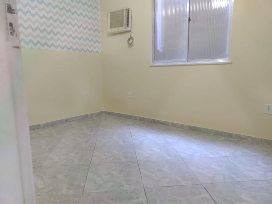 Casa de Condomínio para alugar com 4 quartos, 180m² - Foto 25